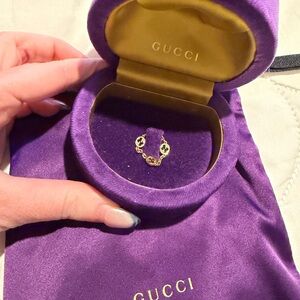 Gucci 18k Gold Ring with Gucci case dust bag